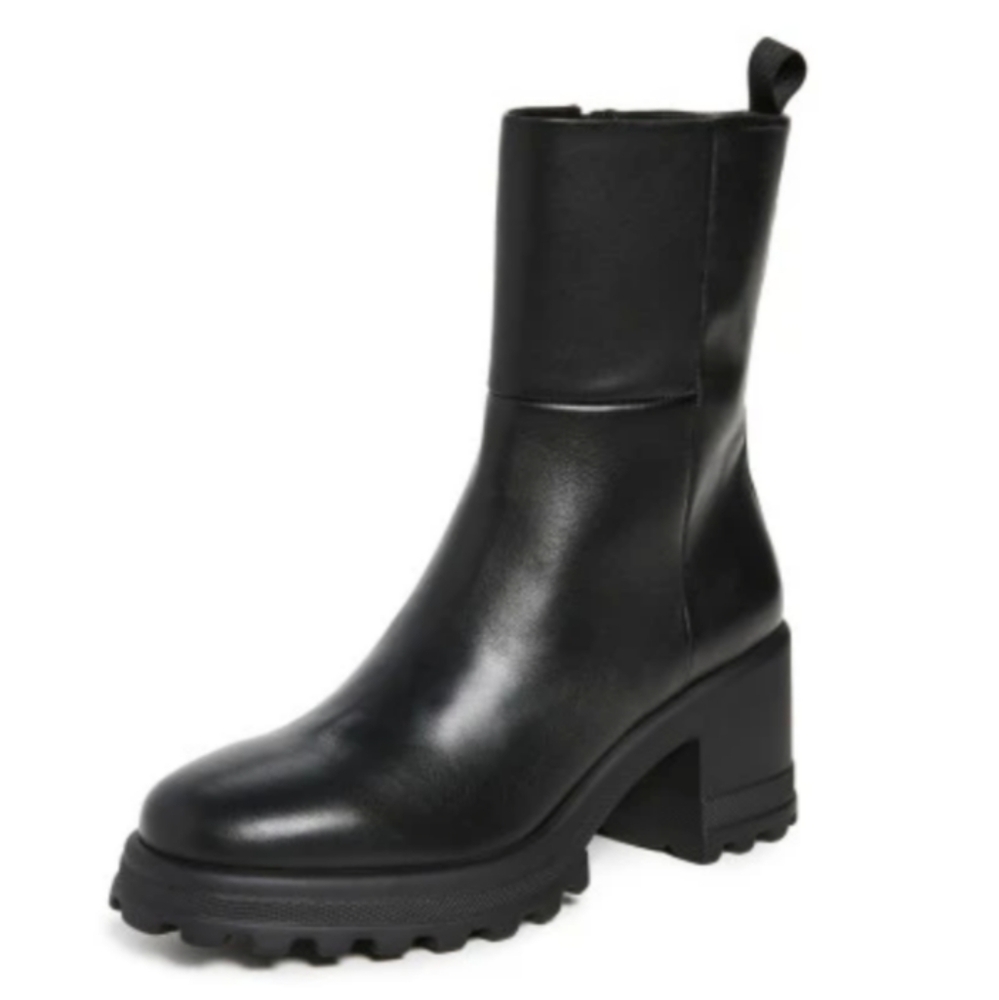 Voile Blanche black boots